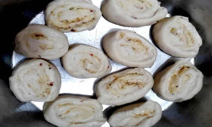 Cheese-Pizza-Rolls-before-Second-Rise