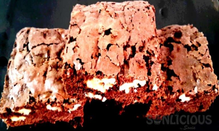 Read more about the article American Walnut Brownie Recipe