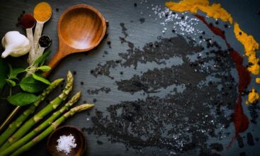 6 Female Food Bloggers who left their jobs and started blogging