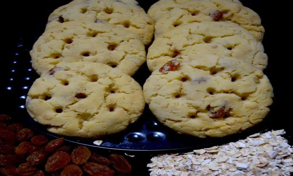 Healthy Oatmeal Raisin Cookies - Anybody Can Bake