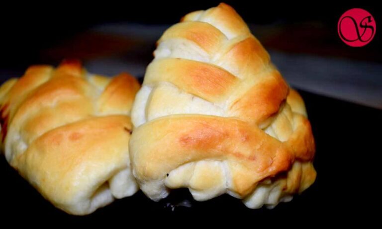 Read more about the article How to make Braided Nutella Rolls that makes you crazy