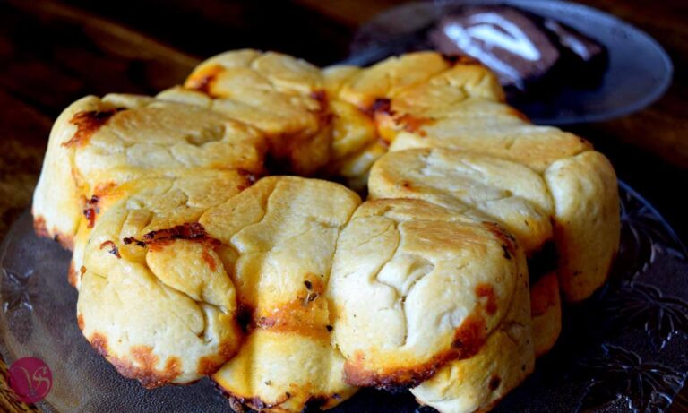 Read more about the article Savory Breakfast Monkey Bread Recipe from Scratch | #BreadBakers