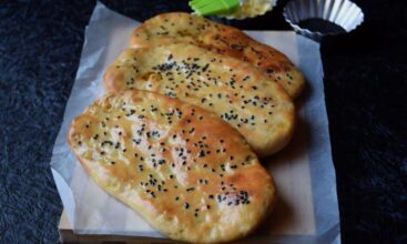 Amritsari Paneer Kulcha Recipe