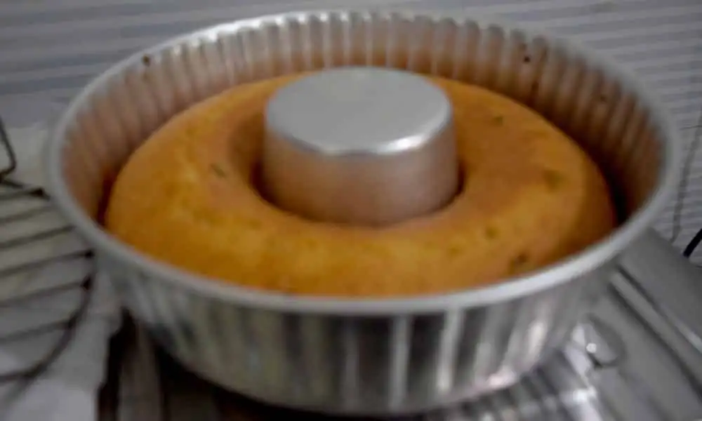 Baked Eggless Semolina Cake