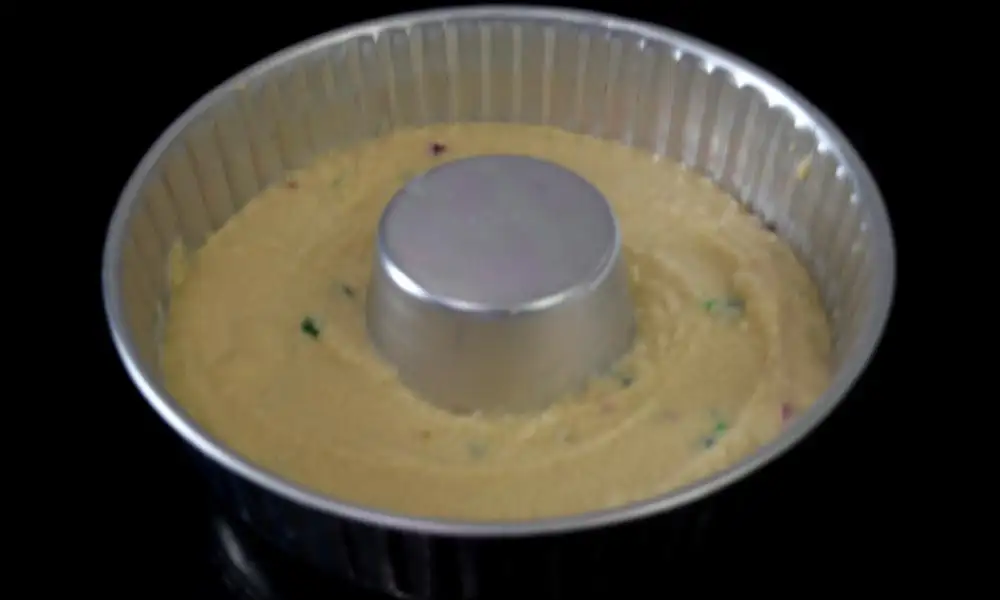 Eggless Semolina Cake Batter