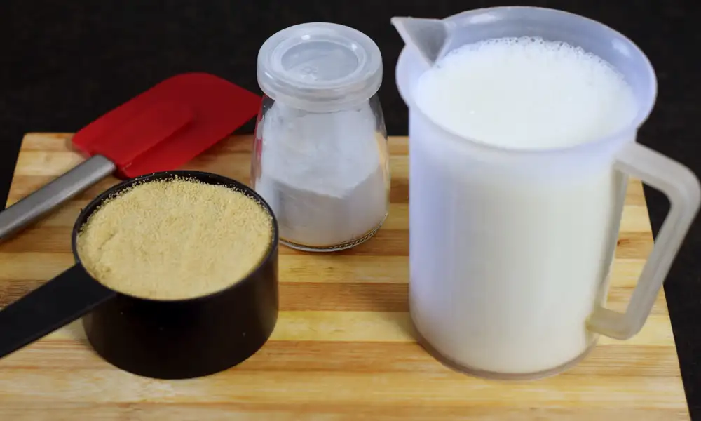Homemade condensed Milk