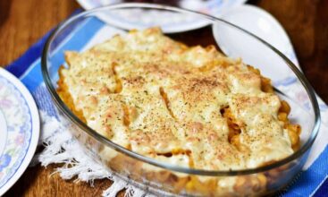 Baked Mac and Cheese with Corn