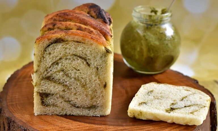 Read more about the article Vegan Pesto Babka #BreadBaker