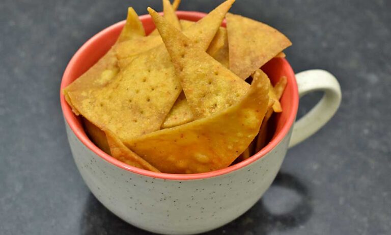 Read more about the article Oven Baked Nachos Chips Recipe #BreadBakers