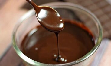 Indulge in Homemade Chocolate Sauce Recipes Today!