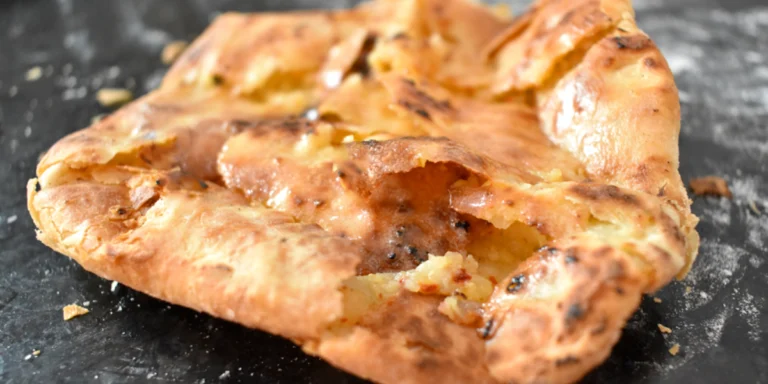 Read more about the article Chur Chur Naan – Baked Version