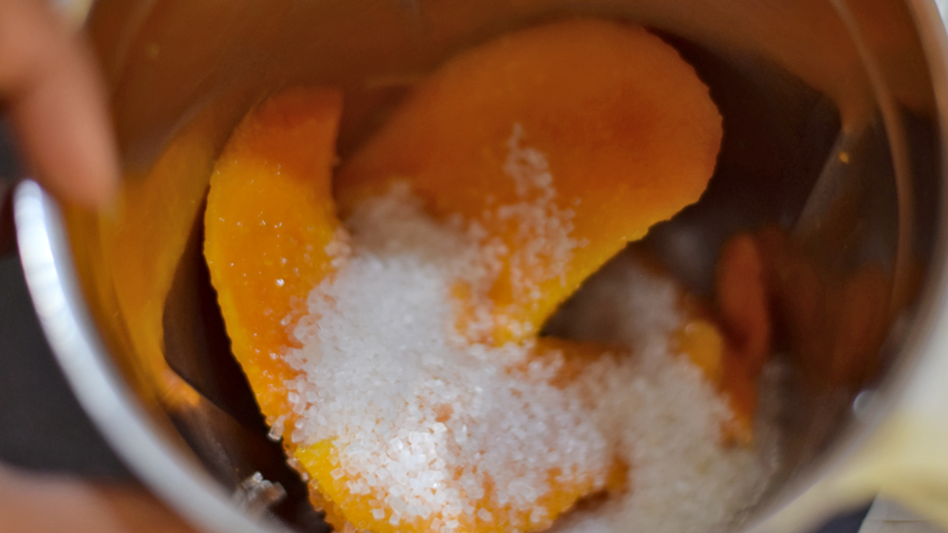 Eggless mango cake blending