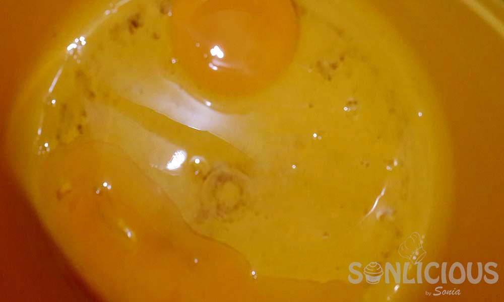 Eggs white and yolk